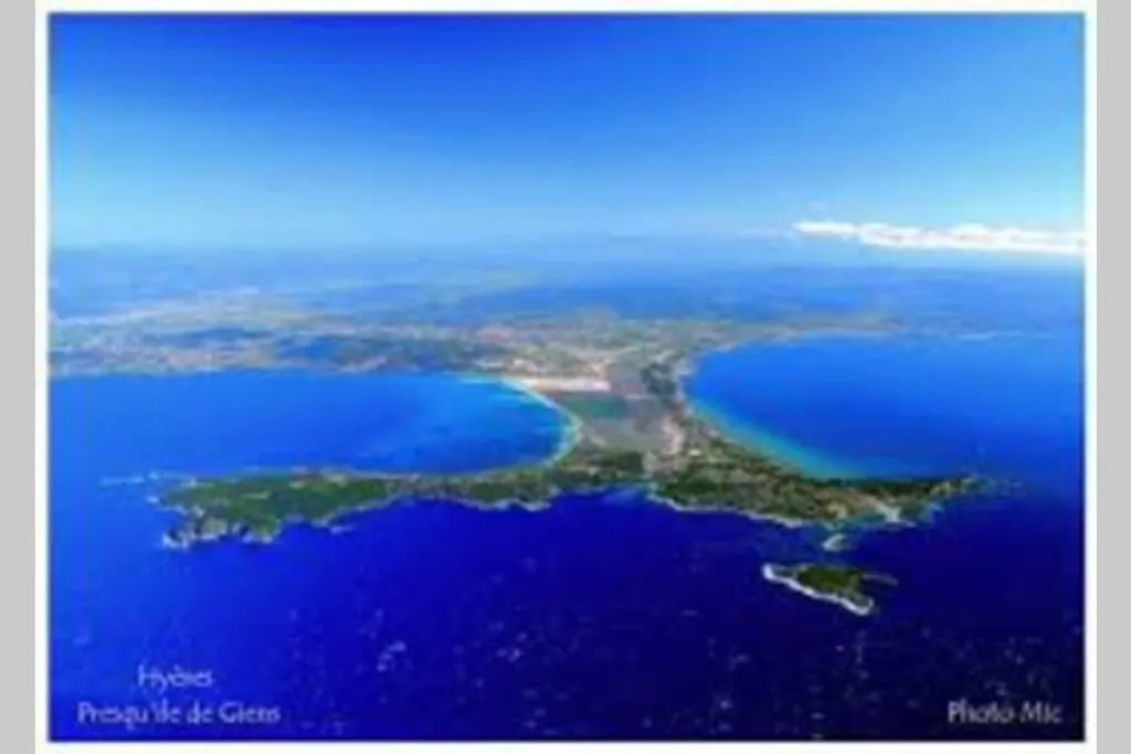 Apartament La Tour Fondue Appartement Vue Mer Grand T2 Face A Porquerolles Drap Serviette Non Fournis Hyères Francja